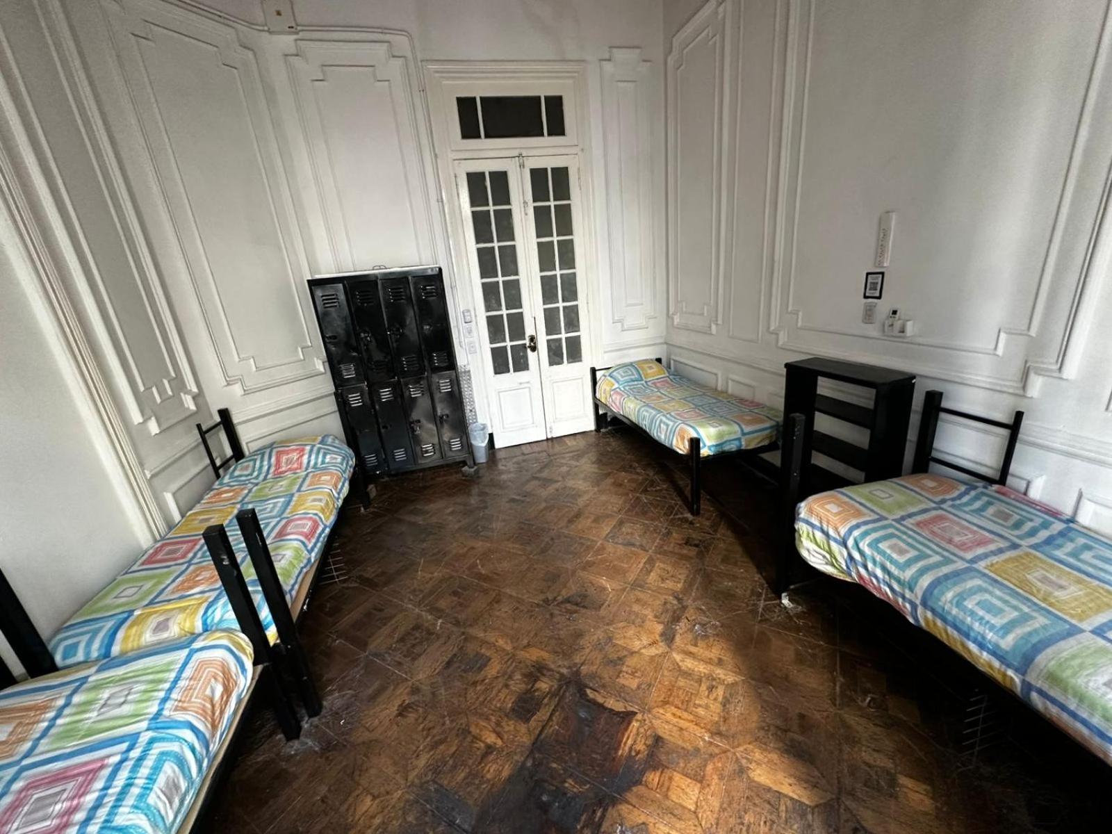 Ideal Social Hostel บัวโนสไอเรส ภายนอก รูปภาพ
